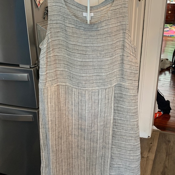 J.jill linen pure‎ Jill front flap linen dress. Worn a few times - Picture 1 of 5